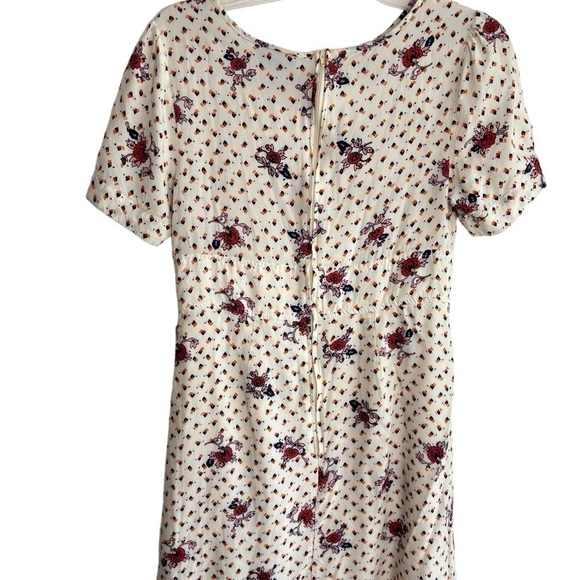ModCloth Women's The Keyhole Story A-Line Dress White Floral Sz 8 Empire Waist - Picture 8 of 14